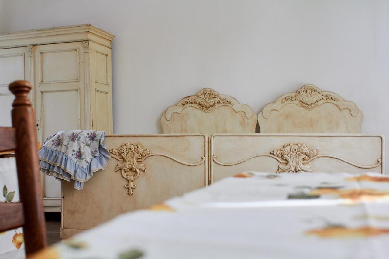 Vadrozsa Vendeghaz Racalmas Guest House Bagian luar foto