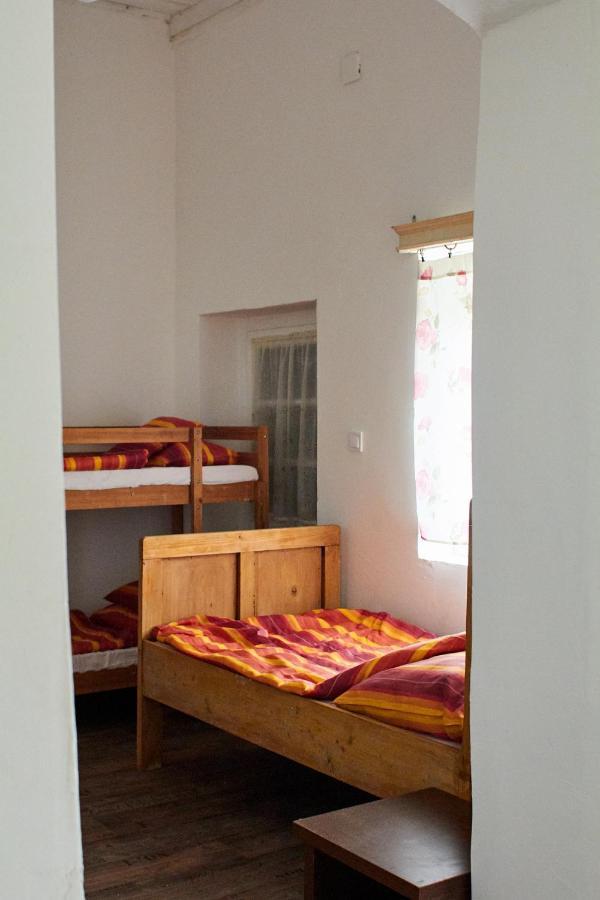 Vadrozsa Vendeghaz Racalmas Guest House Bagian luar foto